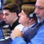 The markets were affected in March by the war in the Middle East and the negative position of the American President Donald Trump (Michael M. Santiago).