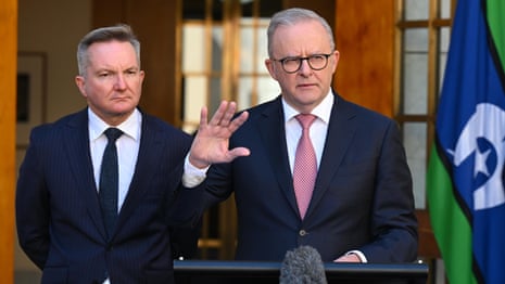 Fuel prices will be halved in three months, reducing costs by 26 cents a liter - video