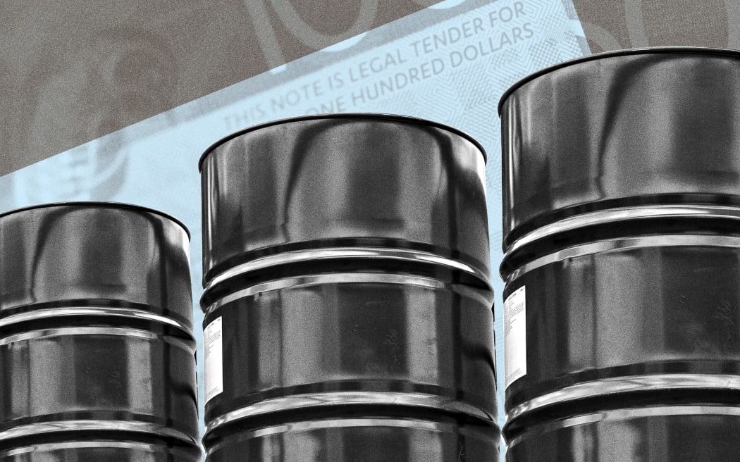 A combination of oil barrels and money.